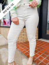 Load image into Gallery viewer, YMI Hyperstretch Skinnies in White