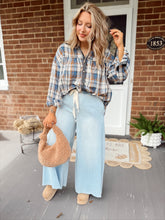Load image into Gallery viewer, Ophelia Denim Pants | Light Wash