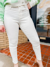 Load image into Gallery viewer, YMI Hyperstretch Skinnies in White