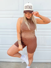 Load image into Gallery viewer, Urban Outing Tank - Chestnut