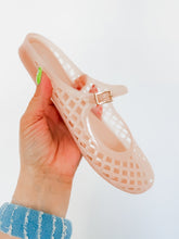Load image into Gallery viewer, My Jam Jelly Sandals | Nude