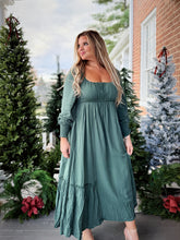Load image into Gallery viewer, Meet Me Under Mistletoe Maxi | Evergreen