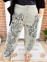 Load image into Gallery viewer, POL Floral Image Pants