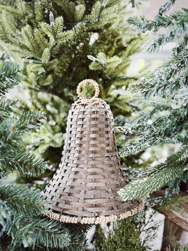 Wicker Holiday Bells | Medium