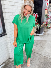 Load image into Gallery viewer, Penelope Ribbed Set | Dolman Sleeve | Kelly Green