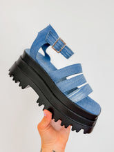 Load image into Gallery viewer, Throwback Girl Denim Platform Sandal