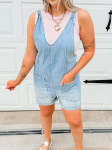 Feeling Free Short Overalls | Light Denim