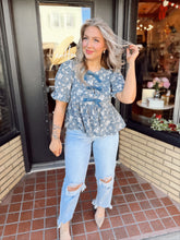 Load image into Gallery viewer, Bows and Blooms Blouse