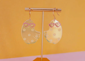Ghost iridescent earrings (PREORDER)