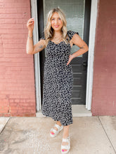 Load image into Gallery viewer, Trip To Town Cap sleeve Midi Dress