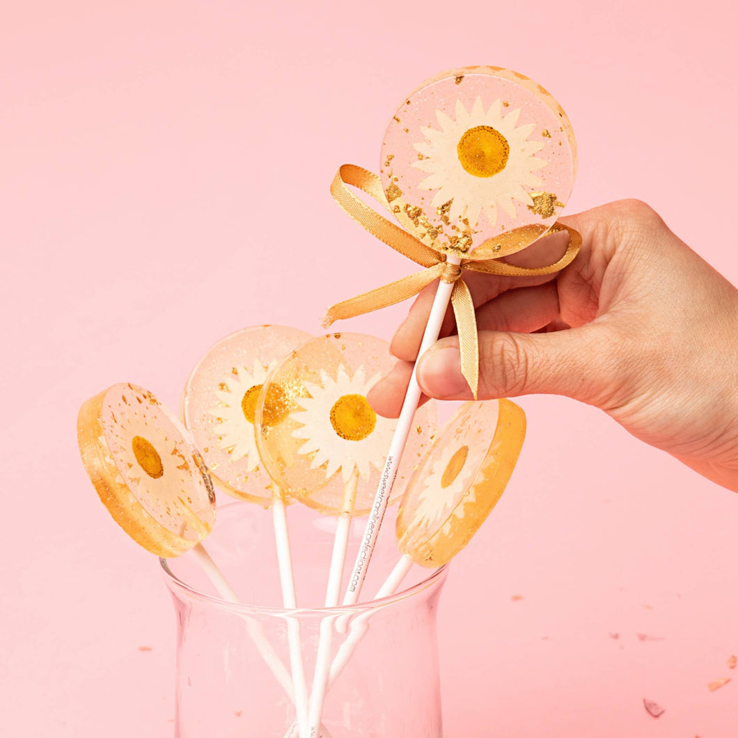 Daisy and Gold Lollipops