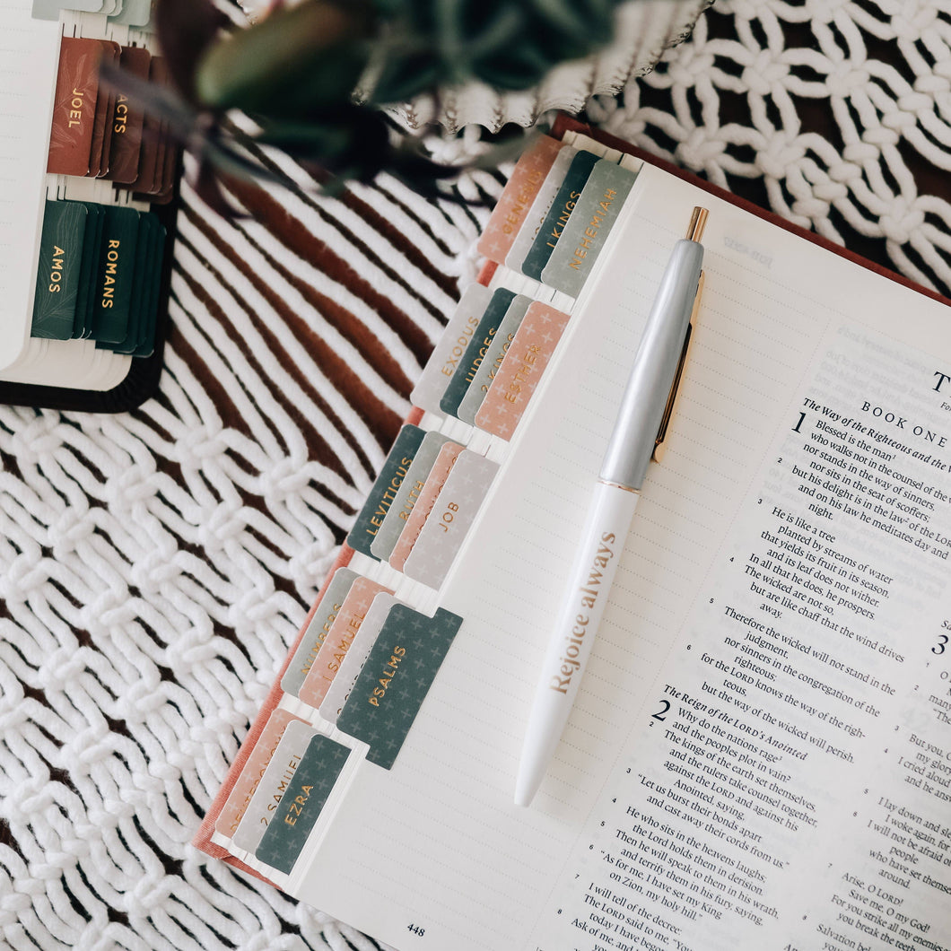 The Daily Grace Co - Crosses Bible Tabs
