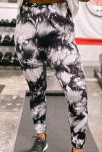 Load image into Gallery viewer, Tie Dye Ribbed Seamless Leggings
