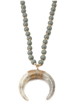 Load image into Gallery viewer, Large horn pendant necklace