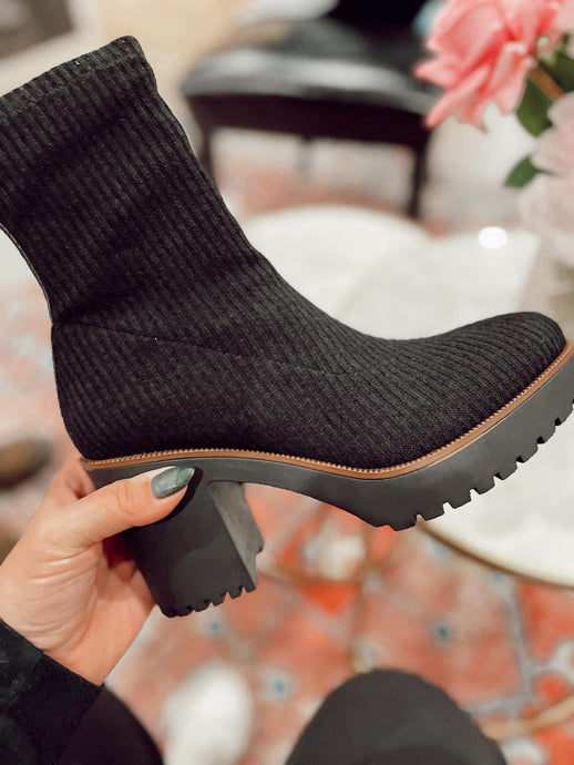 Chinese Laundry Garvey ribbed boots