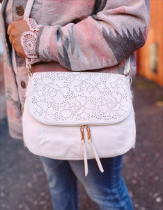 Sunday Messenger in White