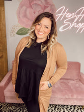 Load image into Gallery viewer, Curvy everyday simple slouchy cardigan