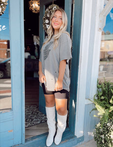 In a flash oversized tee in ash gray