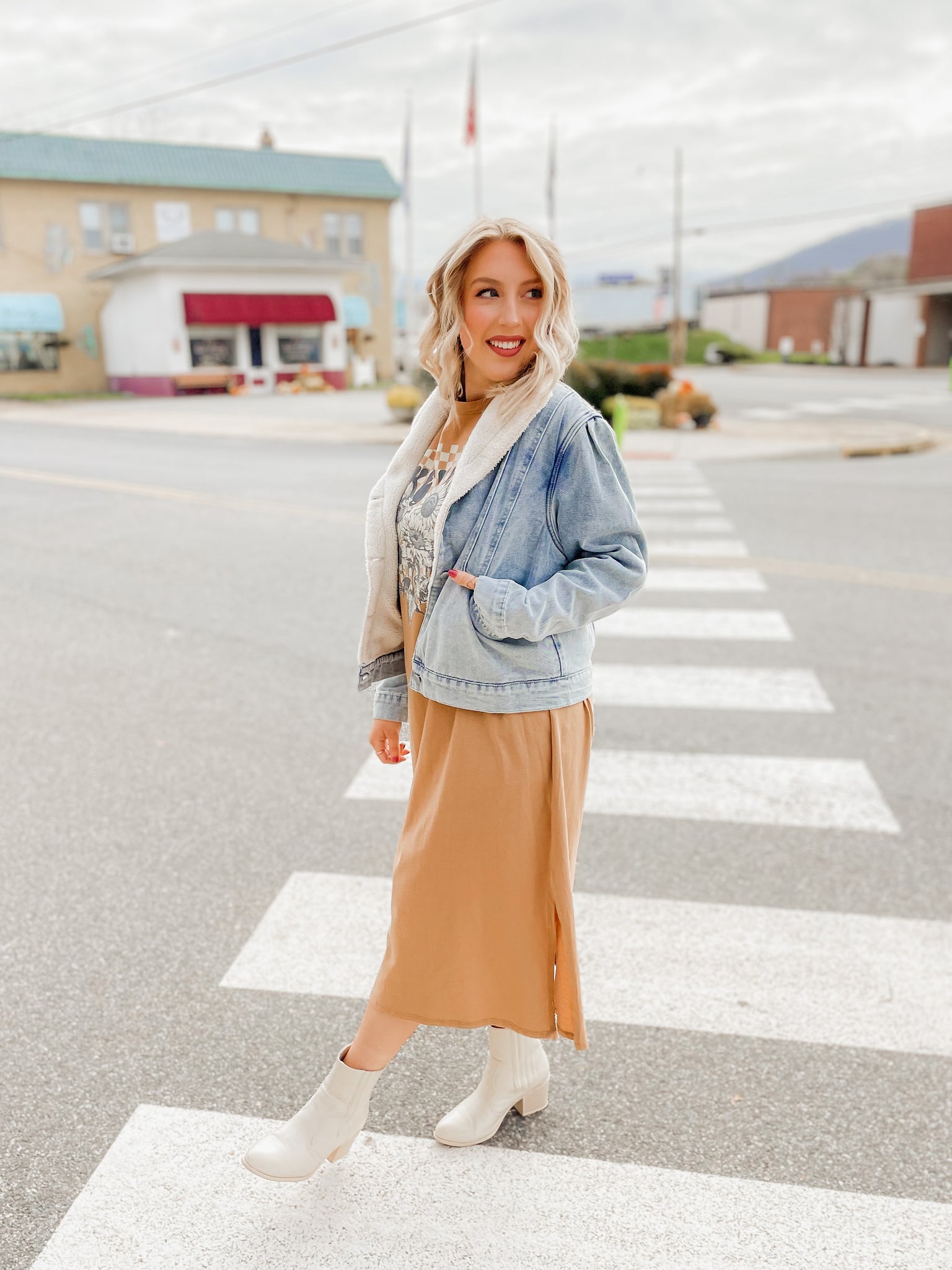 Vermont Vibes Fuzzy Denim Jacket – Henhouse Shoppe