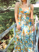 Load image into Gallery viewer, On Resort Time Cutout Maxi Dress