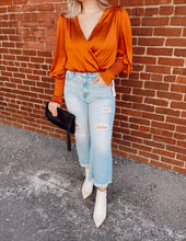 Load image into Gallery viewer, YMI Cropped Wide Leg Fray Hem Jean