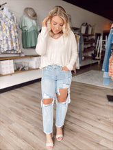 Load image into Gallery viewer, Risen Light-wash Slim Straight Jeans
