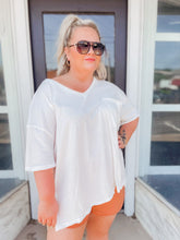 Load image into Gallery viewer, Summer Slouchy Staple Tee - Ivory